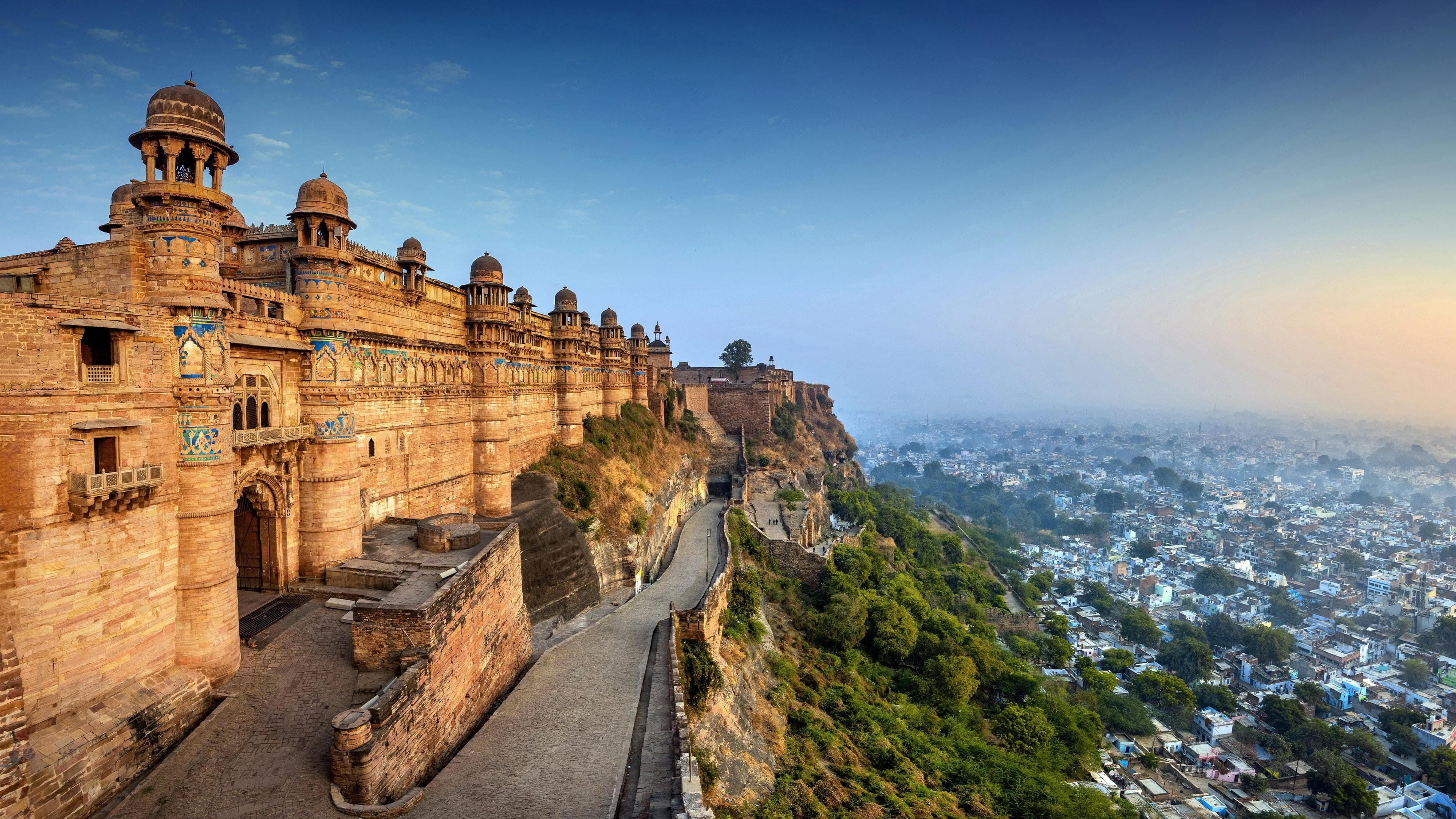 India’s Culture: A Journey Through Colors, Traditions & Heritage